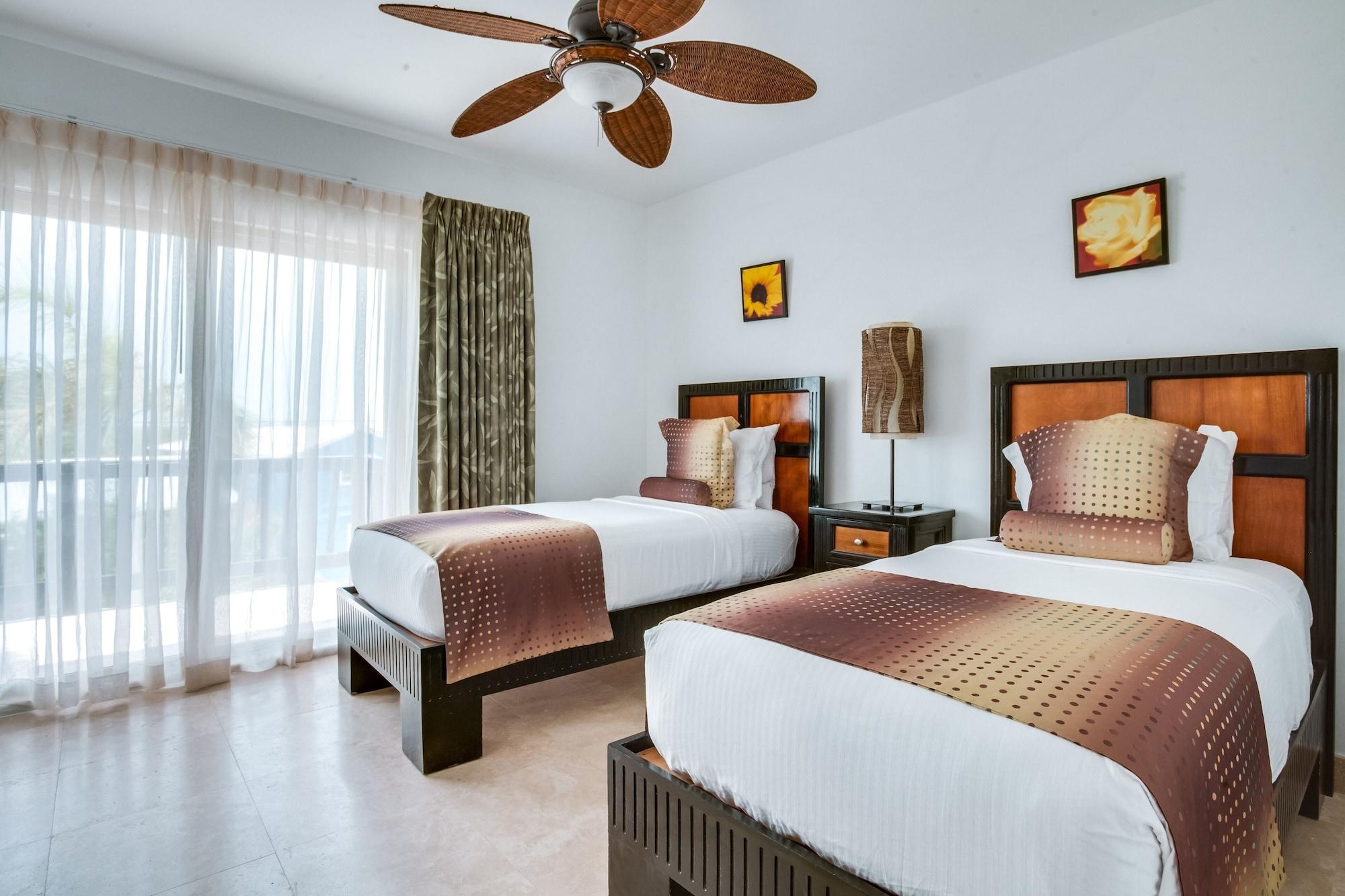 Las Terrazas Resort San Pedro  Exteriér fotografie